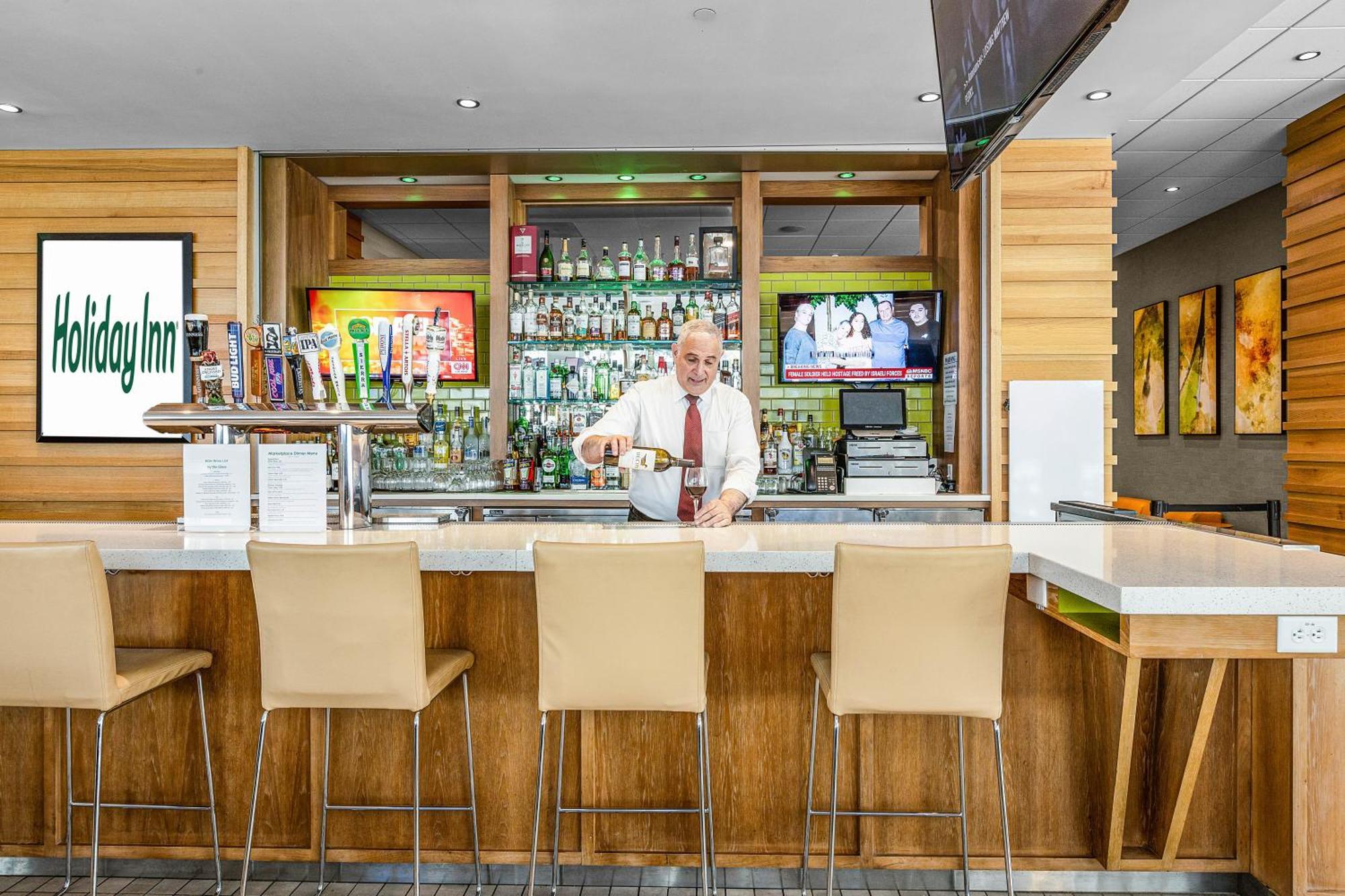 Holiday Inn San Francisco - Golden Gateway Newly Renovated With No Resort Fee Екстер'єр фото